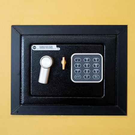 Capsule Premium balnéo&home cinema Valenciennes Extérieur photo