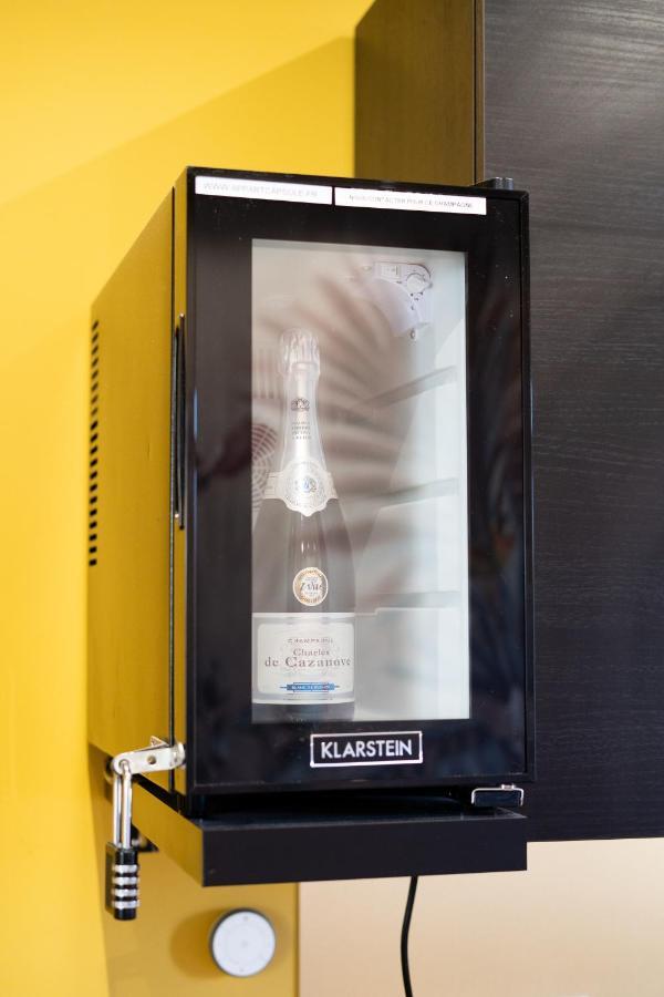Capsule Premium balnéo&home cinema Valenciennes Extérieur photo